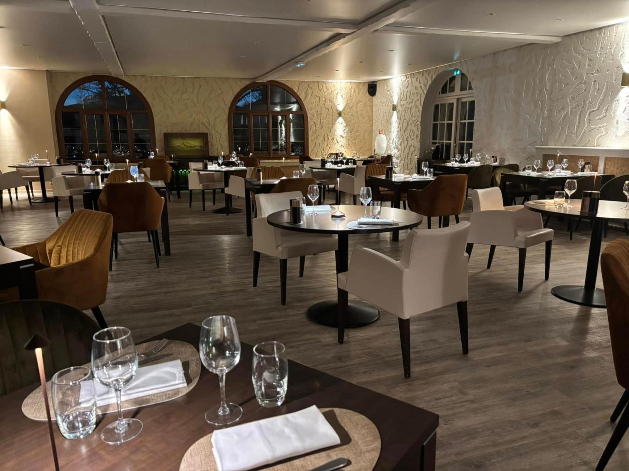 Sure Hotel By Best Western Saint-Quentin Ouest Holnon Eksteriør bilde