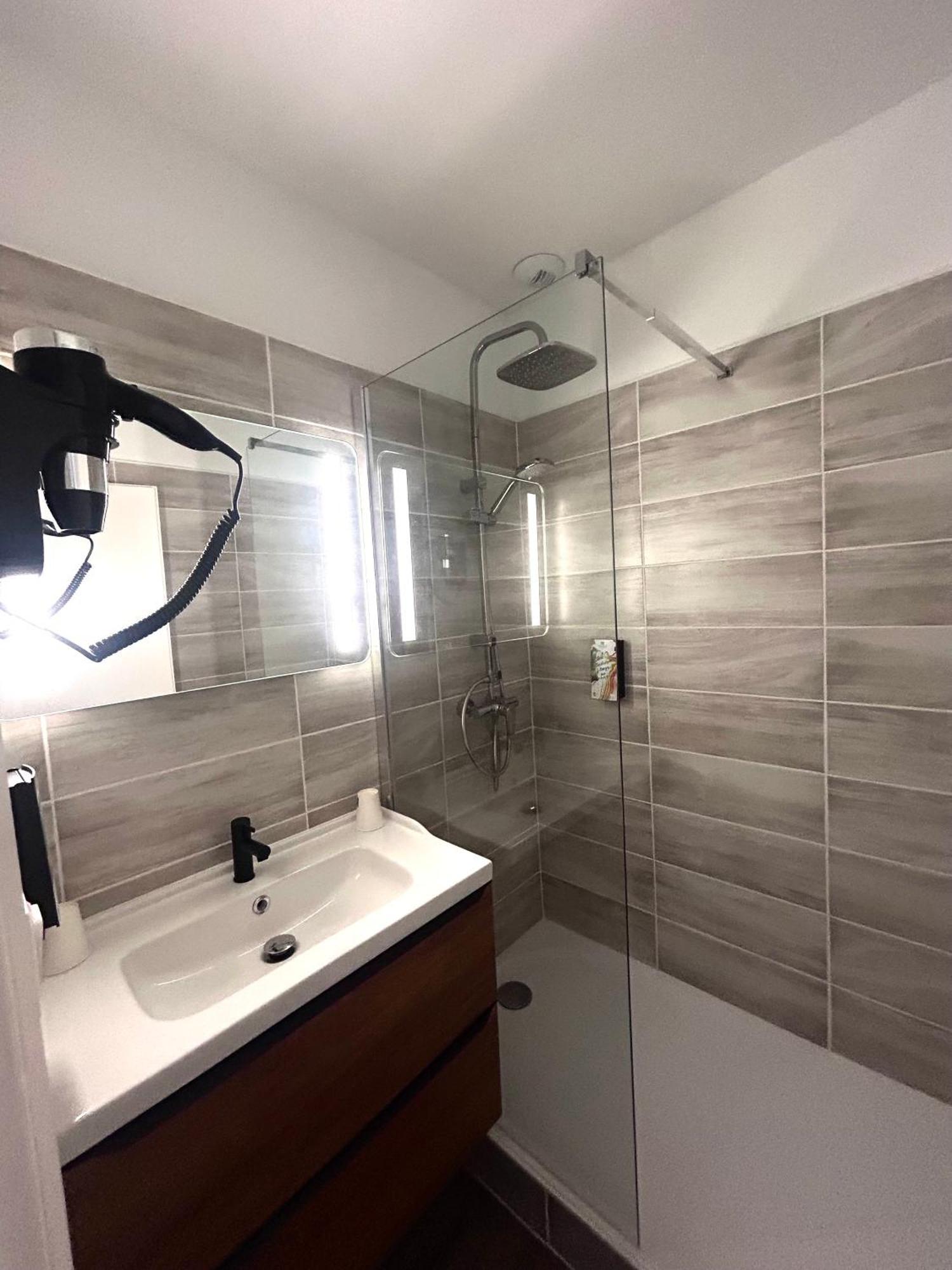Sure Hotel By Best Western Saint-Quentin Ouest Holnon Eksteriør bilde